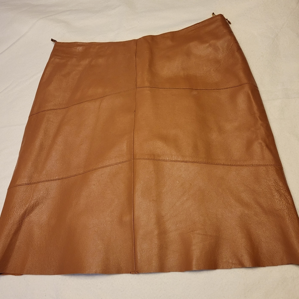 #1201 Olly London size 10 leather skirt.